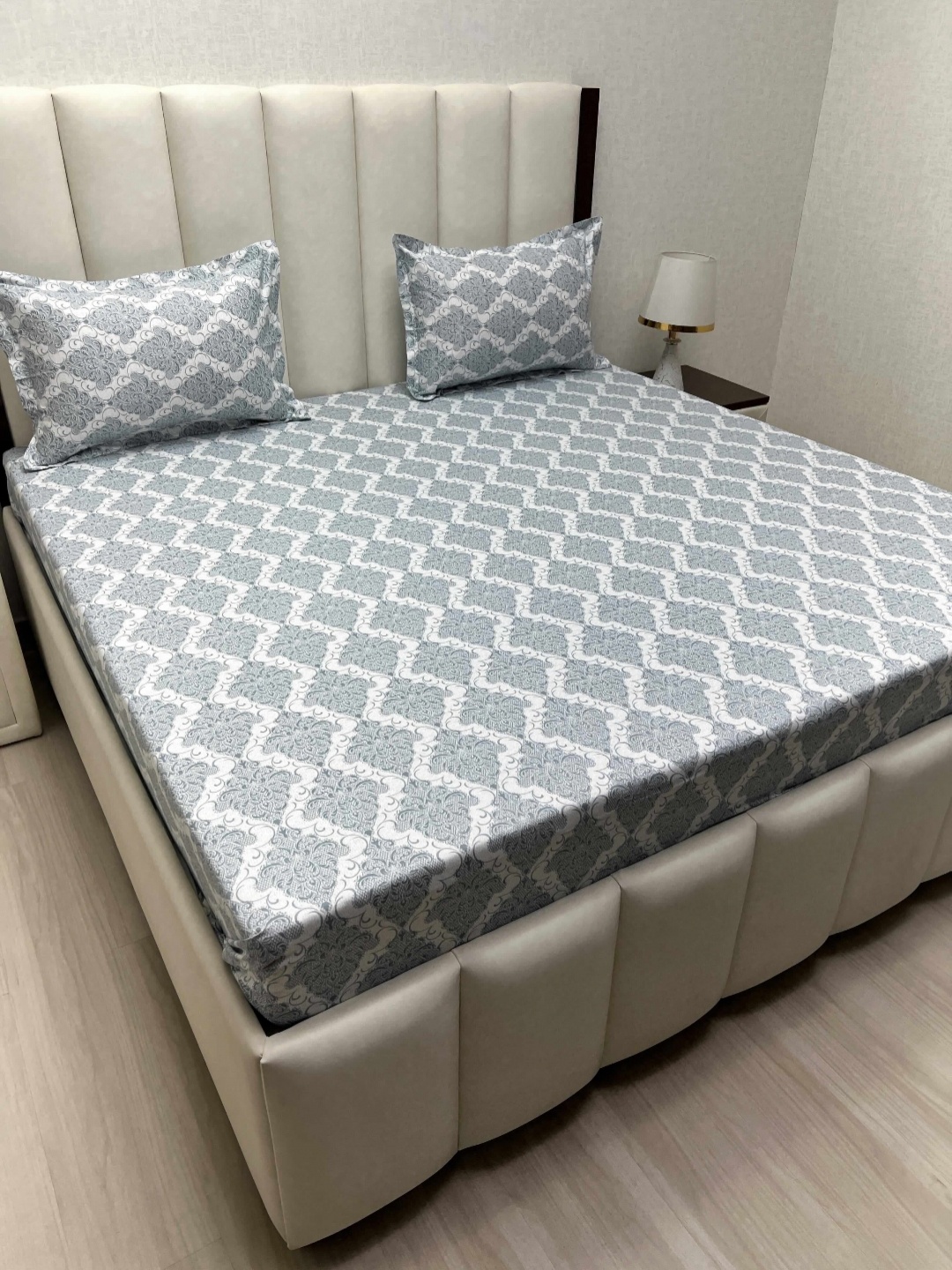 

Pure Decor Royal Passion Grey Printed Pure Cotton 350TC Queen Bedsheet Sets 2.28m x 2.54m
