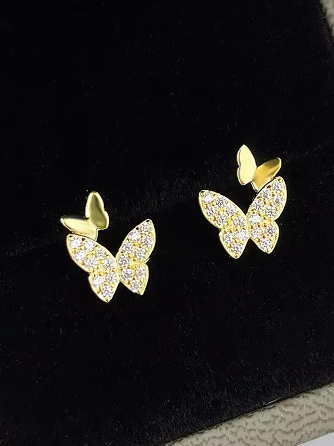 

TANLOOMS Set Of 2 Gold-Plated Star Artificial Stones Studded Studs