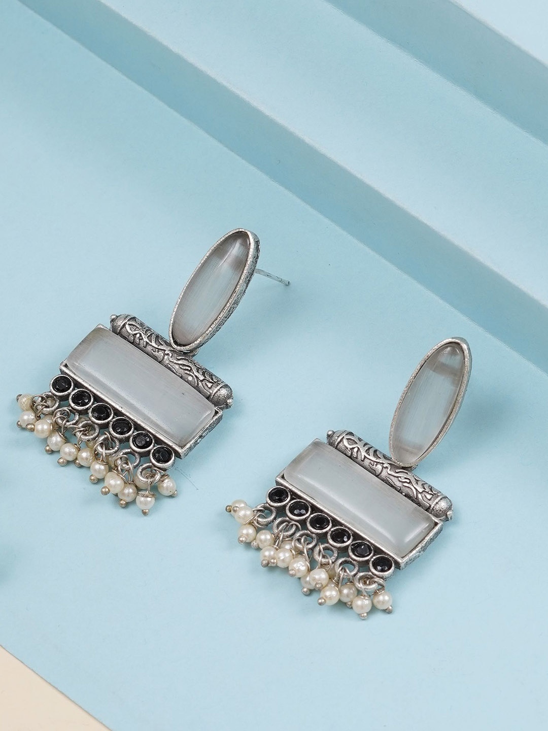 

JEWILLEY Parnika Silver-Plated Artificial Stones Studded & Beaded Oxidised Drop earrings, White