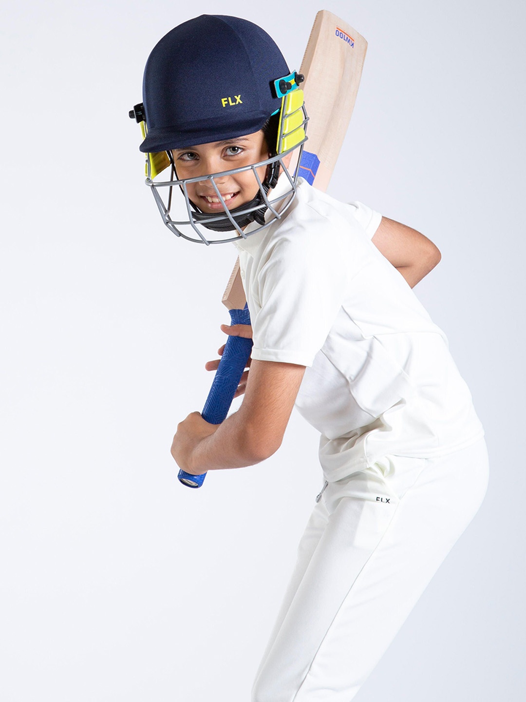 

FLX By Decathlon Kids Cricket Helmet, Blue