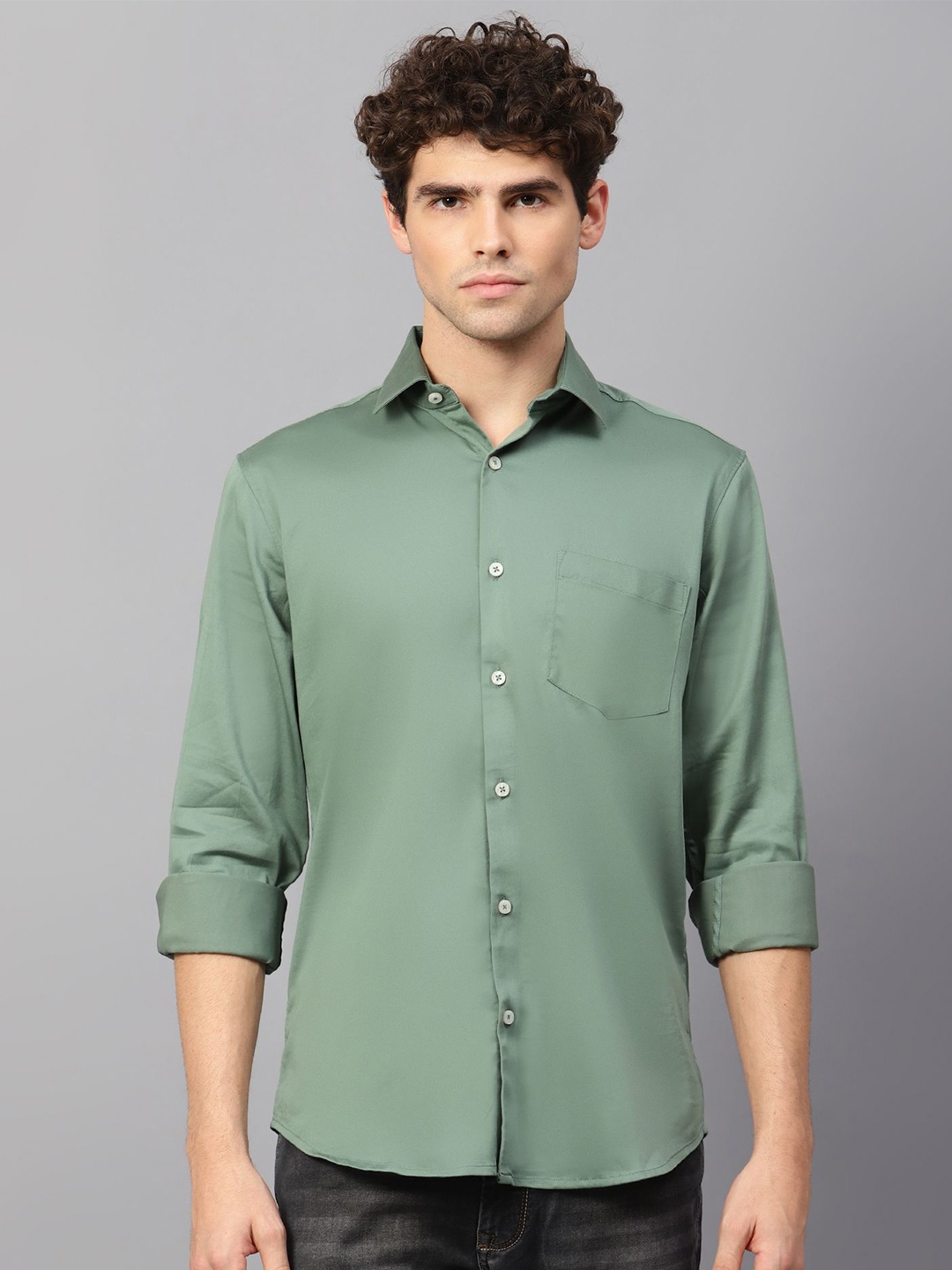 

AMSWAN Men Spread Collar Solid Cotton Casual Shirt, Sea green
