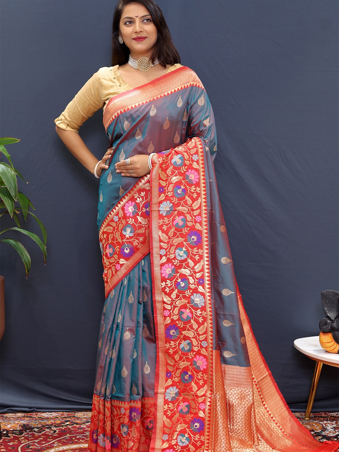 

Kandora Woven Design Zari Pure Silk Paithani Saree, Teal