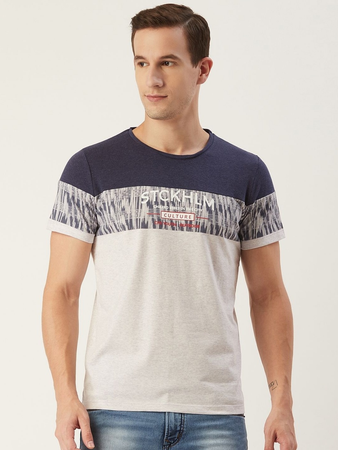 

CONFIDENCE Men Colourblocked Round Neck Cotton Slim Fit T-shirt, Navy blue