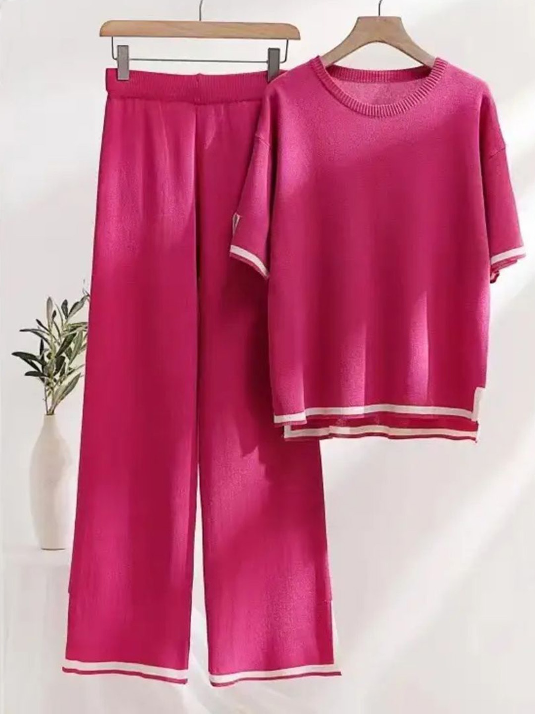 

Alamode By Akanksha Pink Flexxi Knitted Cotton Co-Ords Set