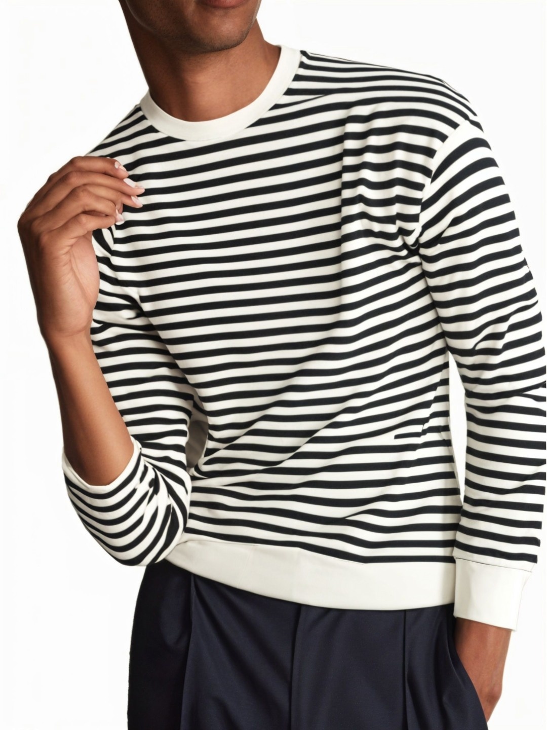 

MACK JONNEY Men Striped Monochrome Pockets T-shirt, Black