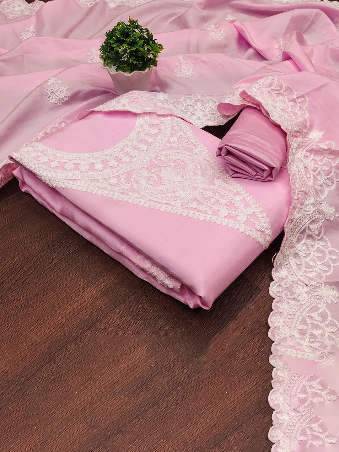 

Blissta Floral Embroidered Unstitched Dress Material, Pink