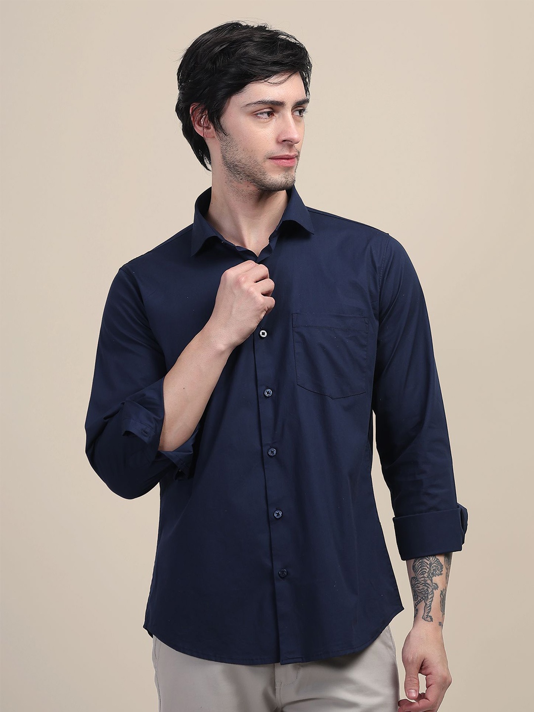 

AMSWAN Men Spread Collar Solid Cotton Casual Shirt, Navy blue