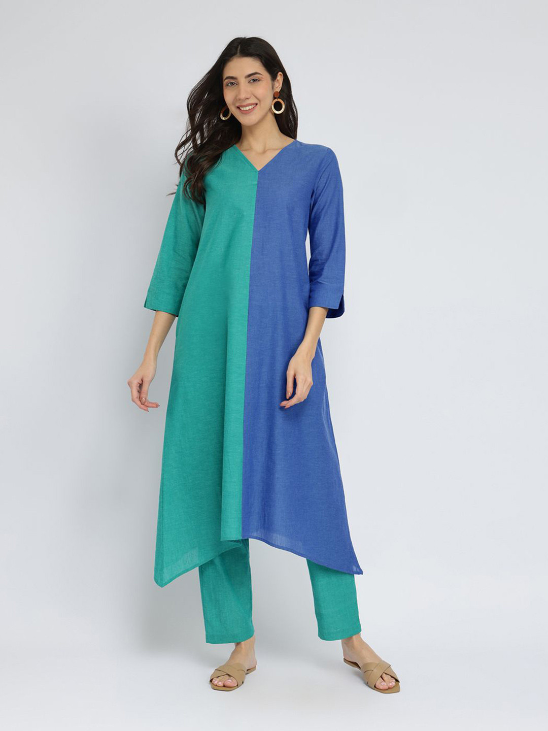 

Pink Fort Green & Blue Cotton Colourblock Handwoven Kurta Set