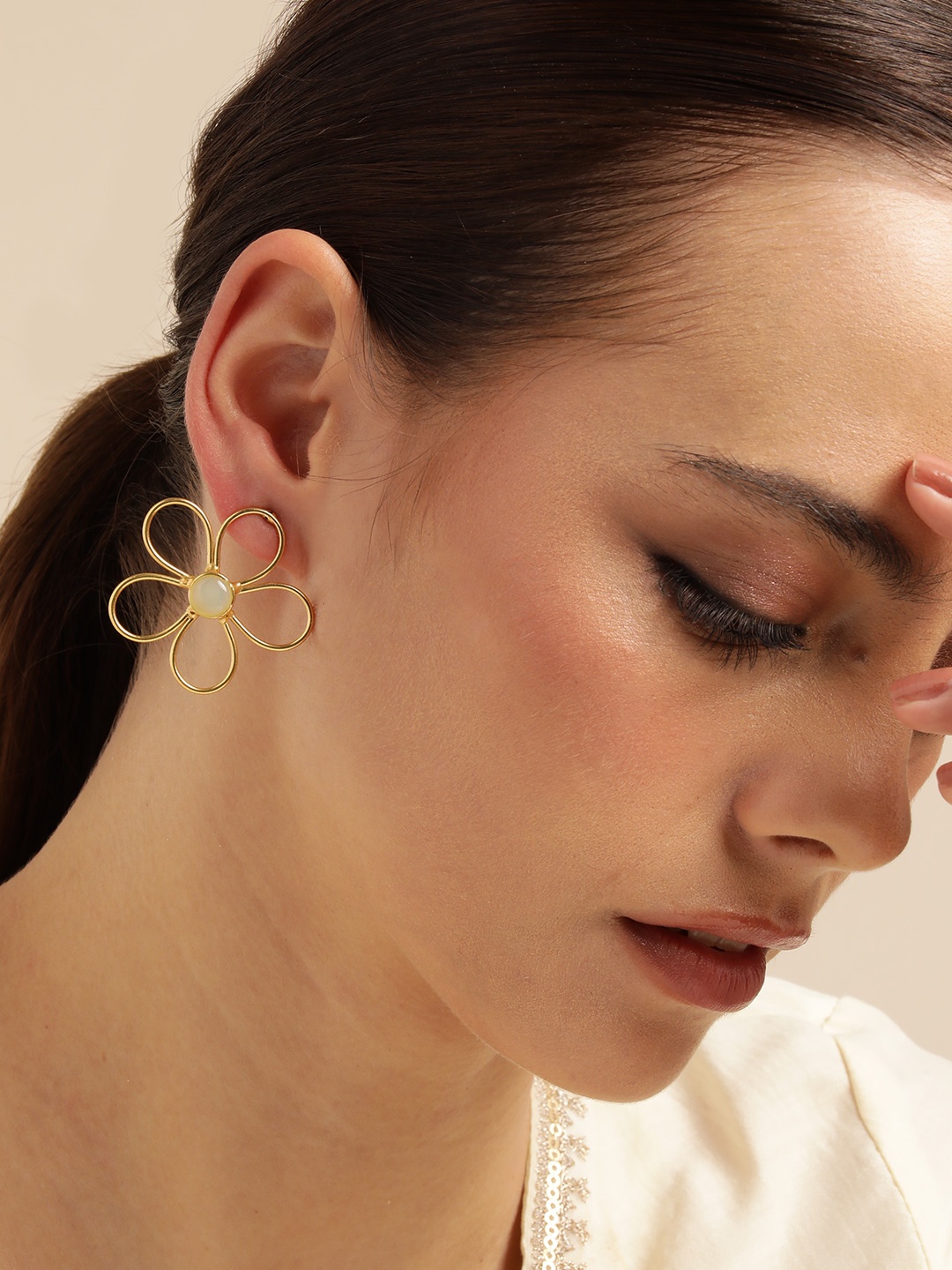 

Anouk Gold-Plated Floral Studs
