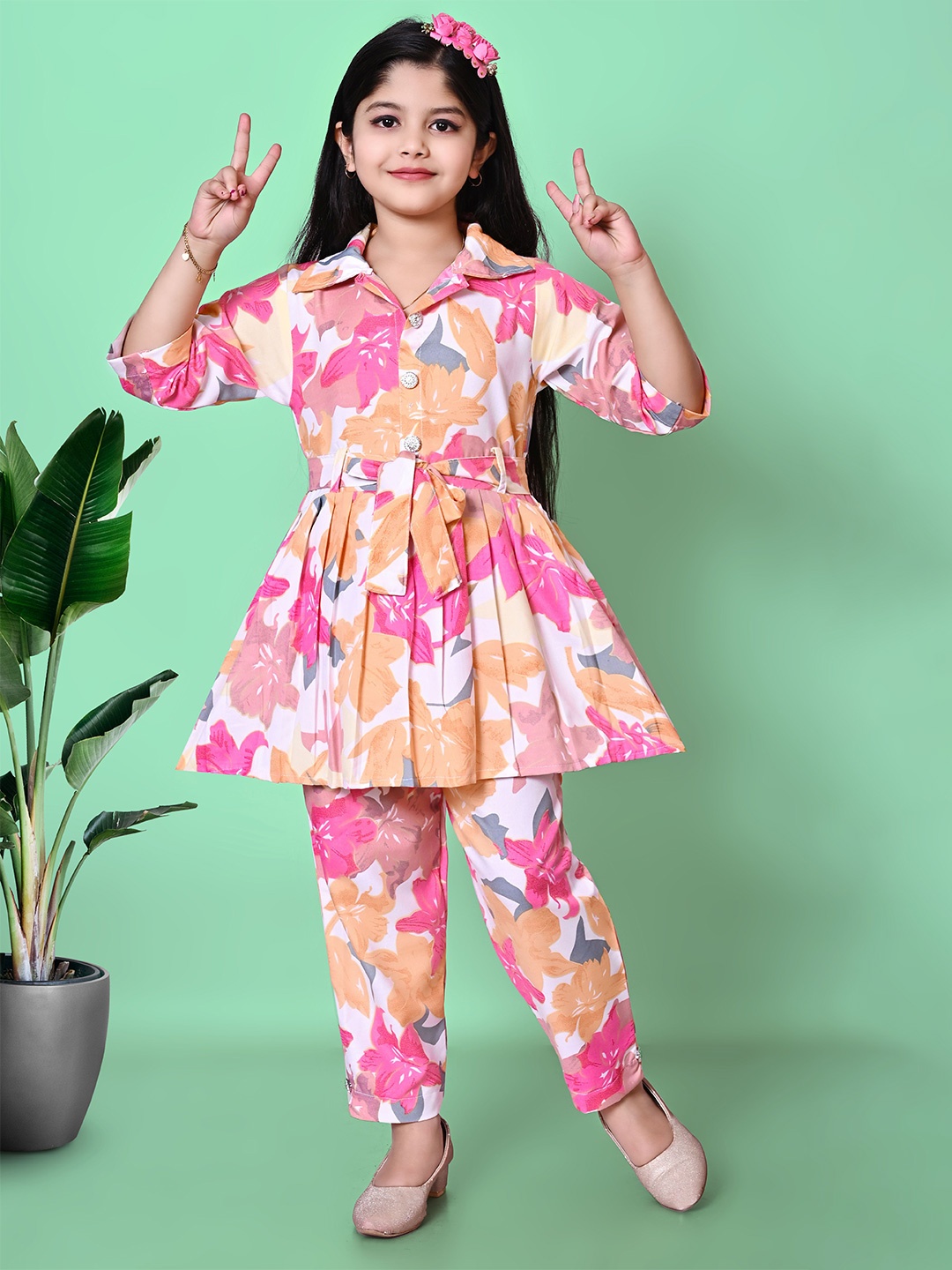 

KAARIGARI Girls Floral Printed Pure Cotton Top With Trousers, Pink