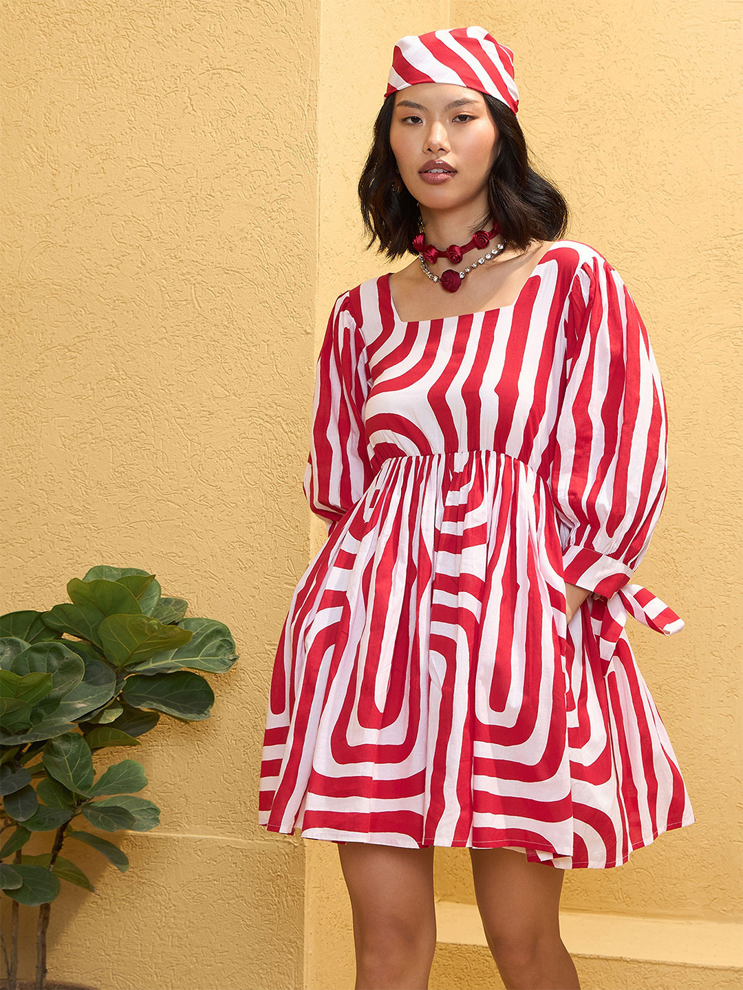 

Pink Paprika by SASSAFRAS Women Geometric Printed Puff Sleeve Fit & Flare Dress, White