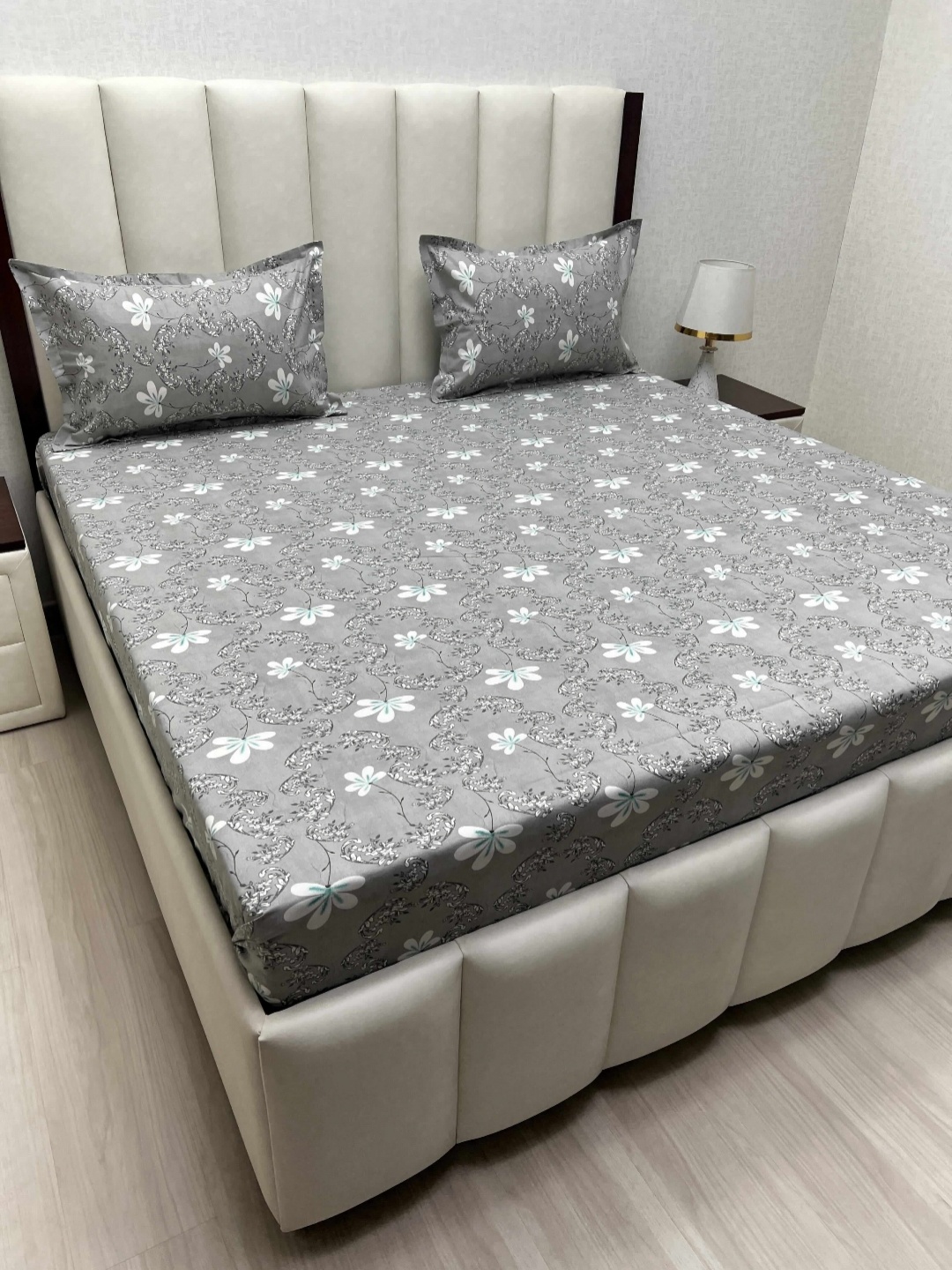 

Pure Decor Passion Grey Floral Printed Pure Cotton 250 TC Queen Bedsheet Set 2.54 x 2.28m