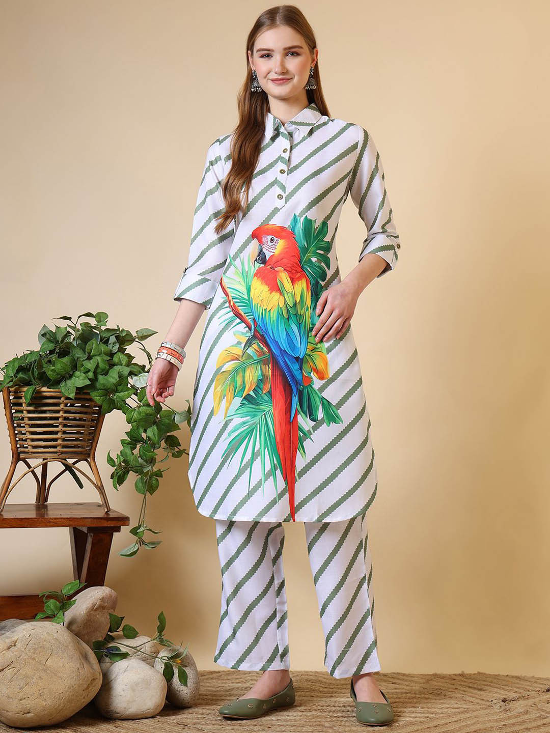 

Anouk White Floral Printed Shirt Collar Tunic With Trousers