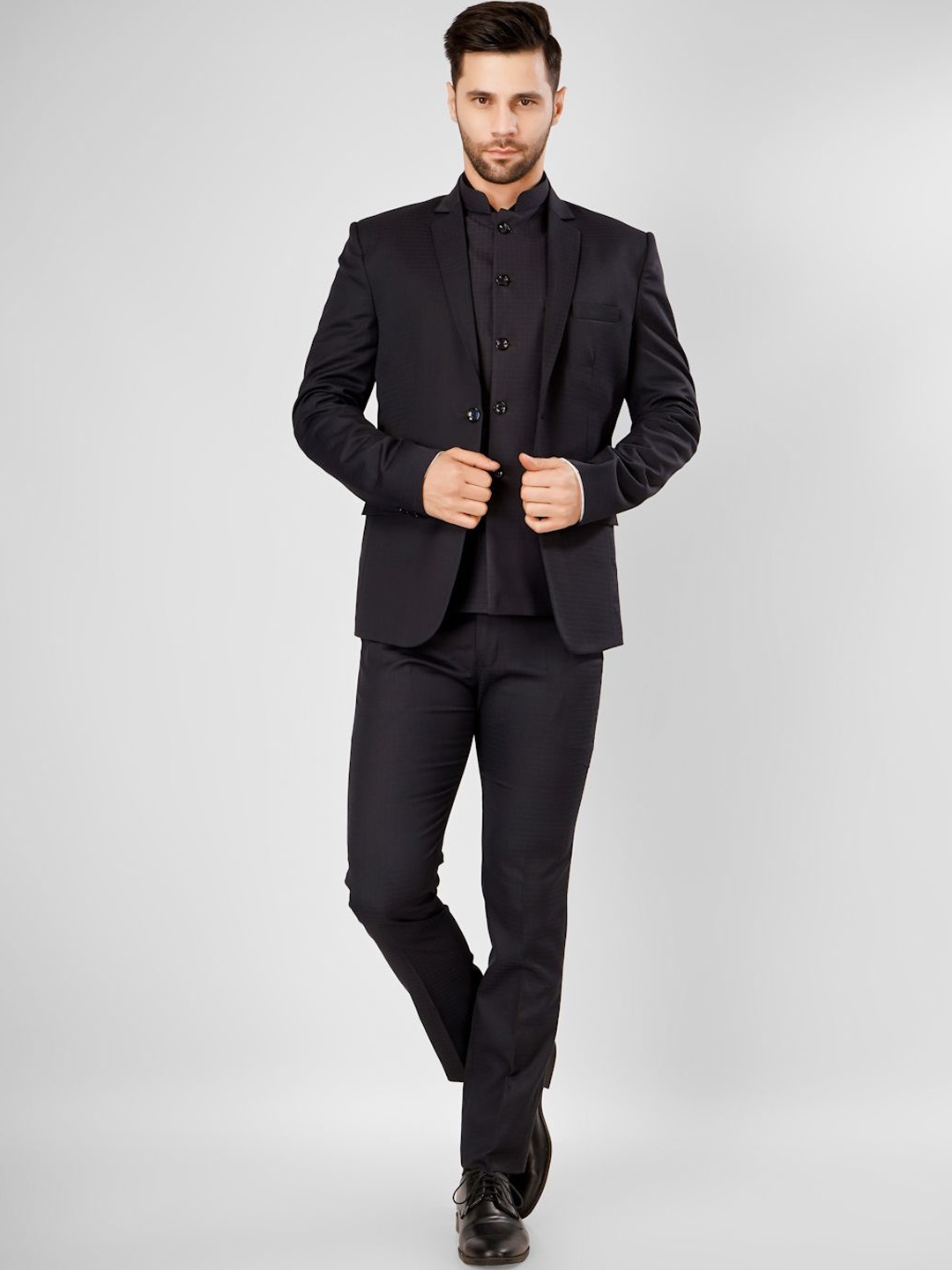 

Wintage Men Single-Breasted Three-Piece Suit, Black