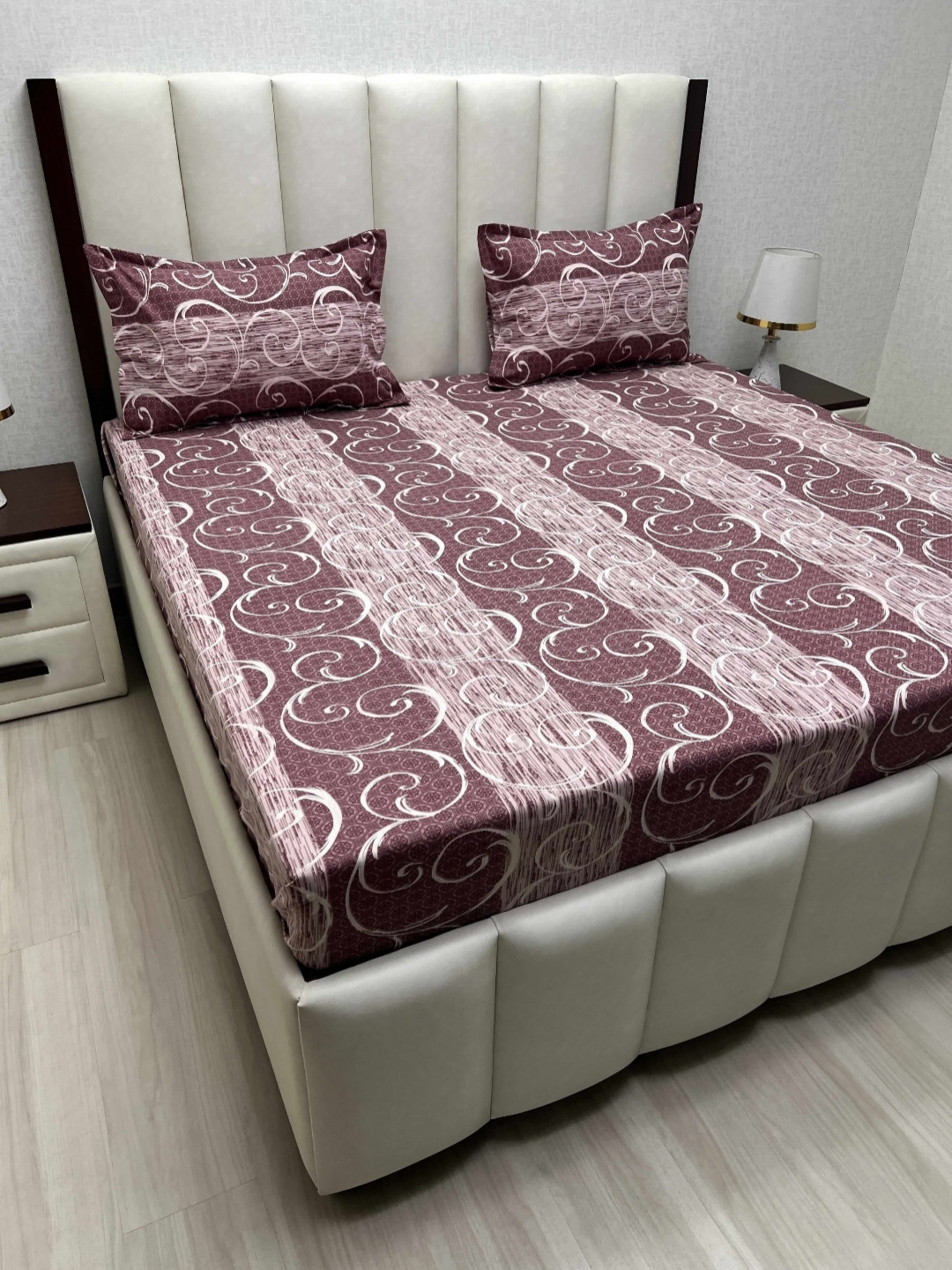 

Pure Decor Velar Fur Sib Maroon Printed Pure Cotton 260 TC King Bedsheet Set 2.74 x 2.74 m