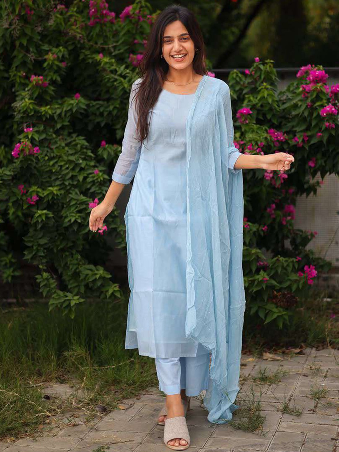 

GoSriKi Round Neck Straight Kurta With Trouser And Dupatta, Blue