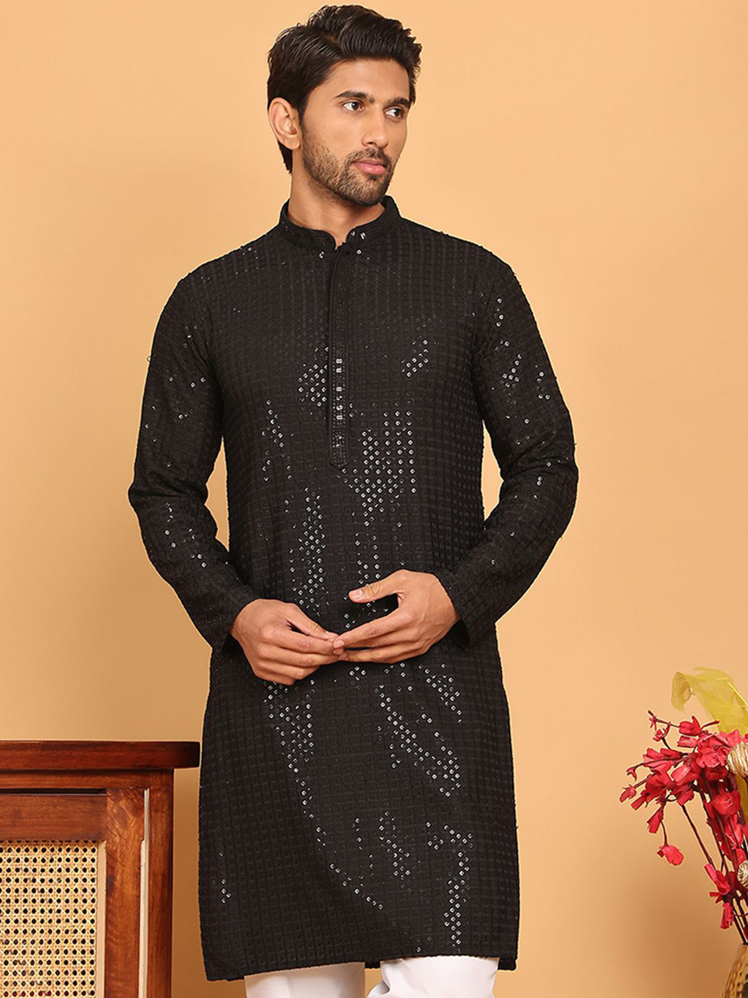 

Jompers Geometric Sequined Embellished Mandarin Straight Kurta, Black