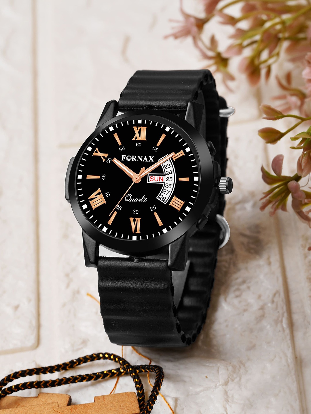 

Fornax Men Patterned Dial & Bracelet Style Straps Analogue Watch fx22, Black