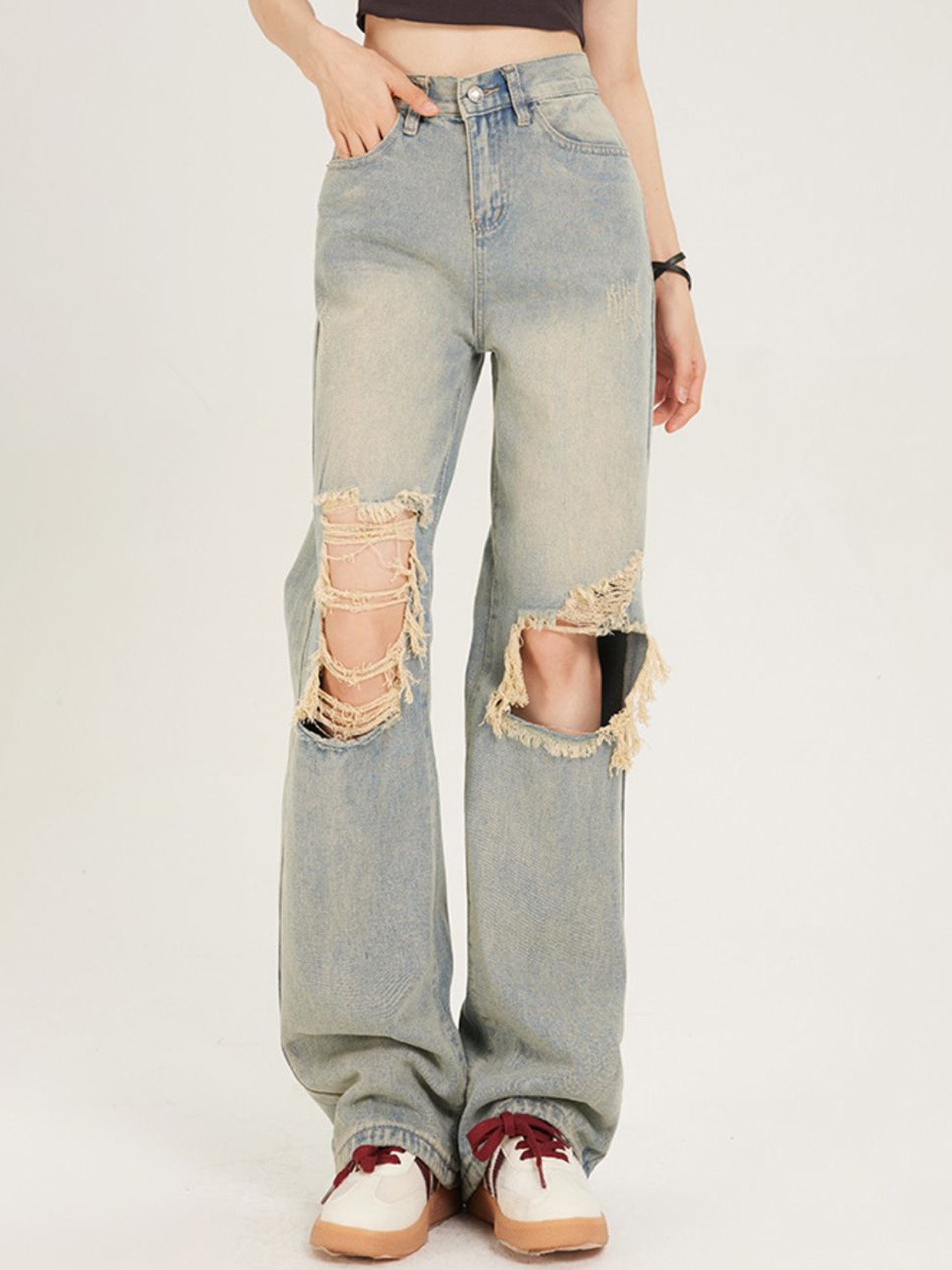 

StyleCast Women Cotton Baggy Highly Distressed Light Fade Jeans, Blue