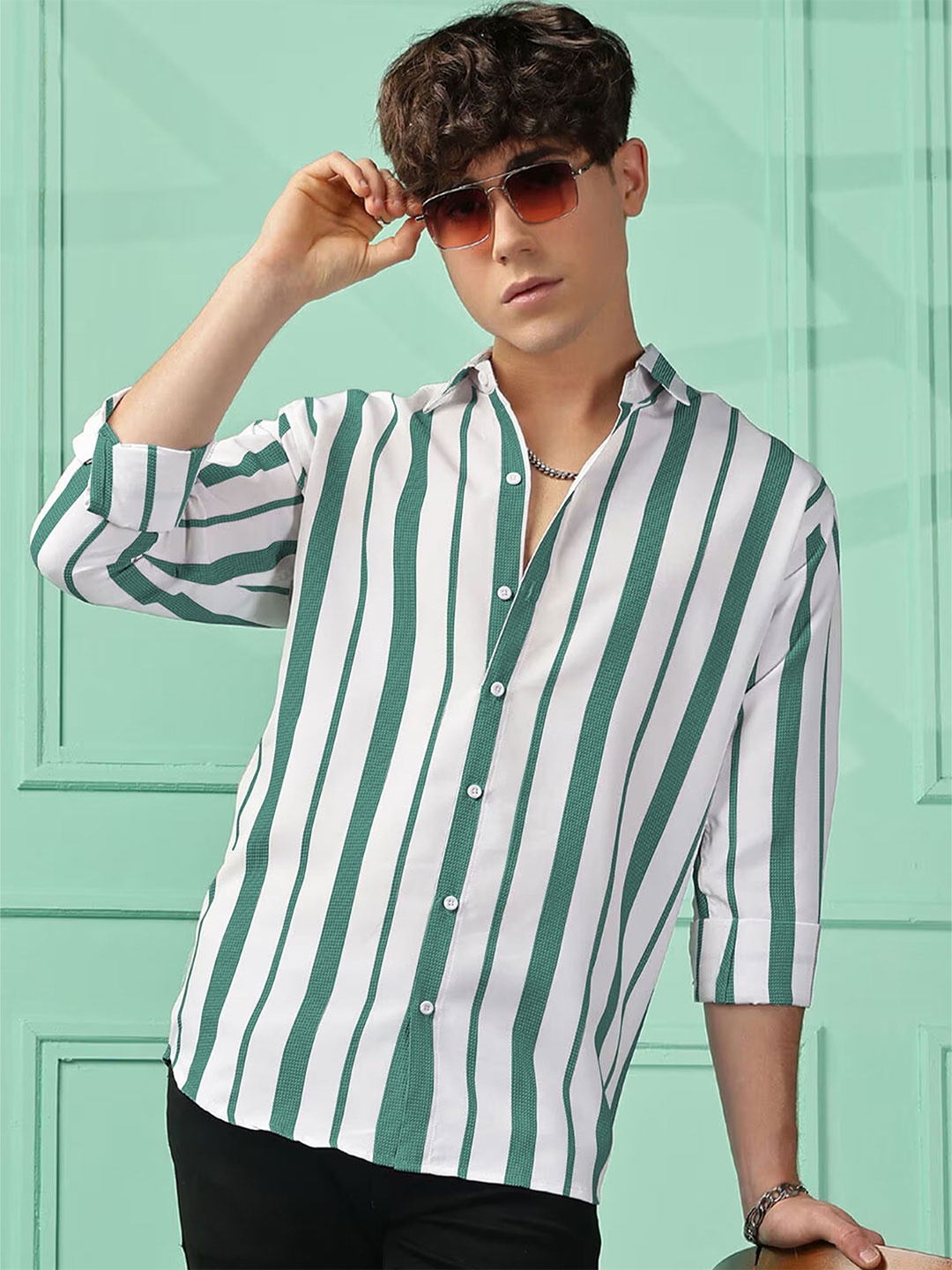 

Fashion2wear Men Standard Fit Spread Collar Vertical Striped Cotton Casual Shirt, Green