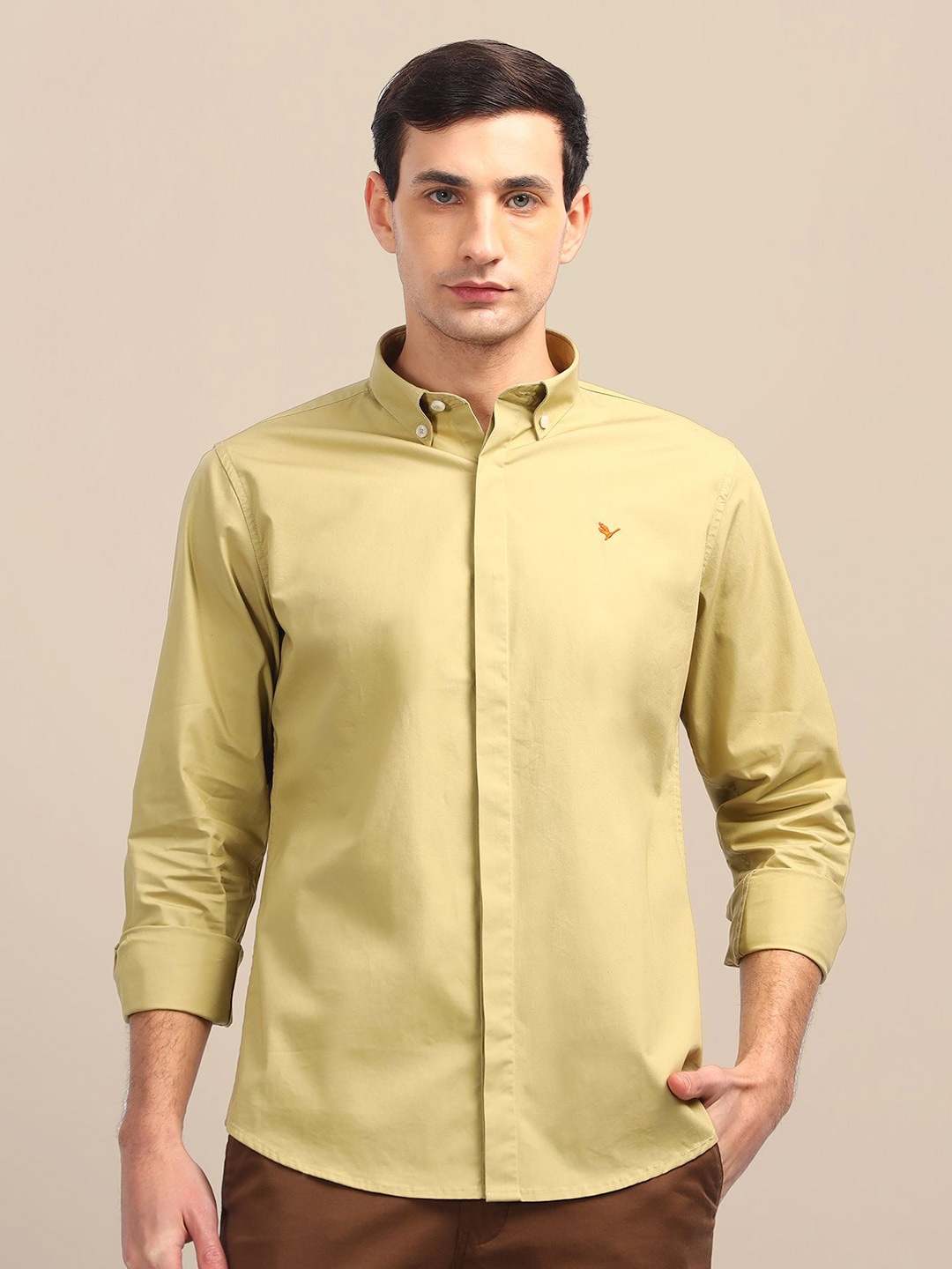 

AMSWAN Men Button-Down Collar Solid Cotton Casual Shirt, Orange