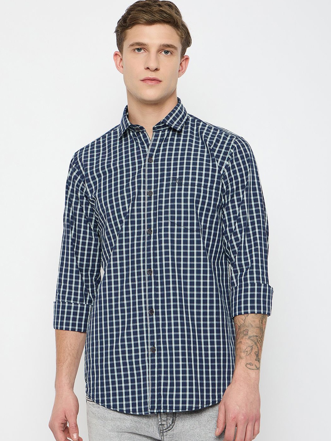 

Duke Men Spread Collar Checked Cotton Casual Shirt, Navy blue