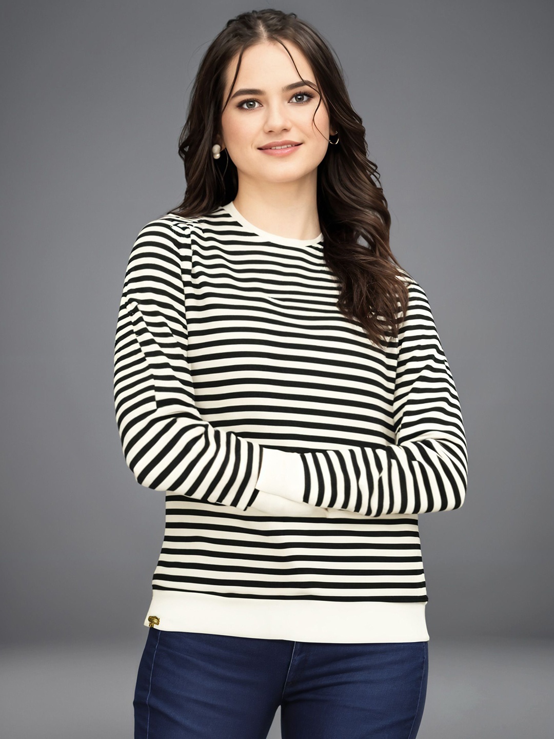 

VIMAL JONNEY Women Striped Monochrome Pockets T-shirt, Black