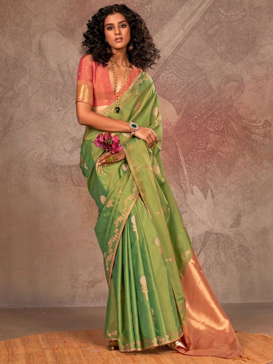 

PEENGAX Woven Design Zari Silk Blend Banarasi Saree, Green