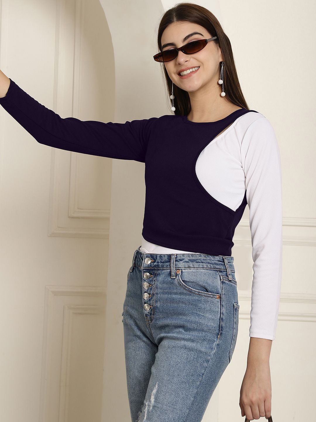 

Tromko Women Colourblocked Round Neck Top, Navy blue
