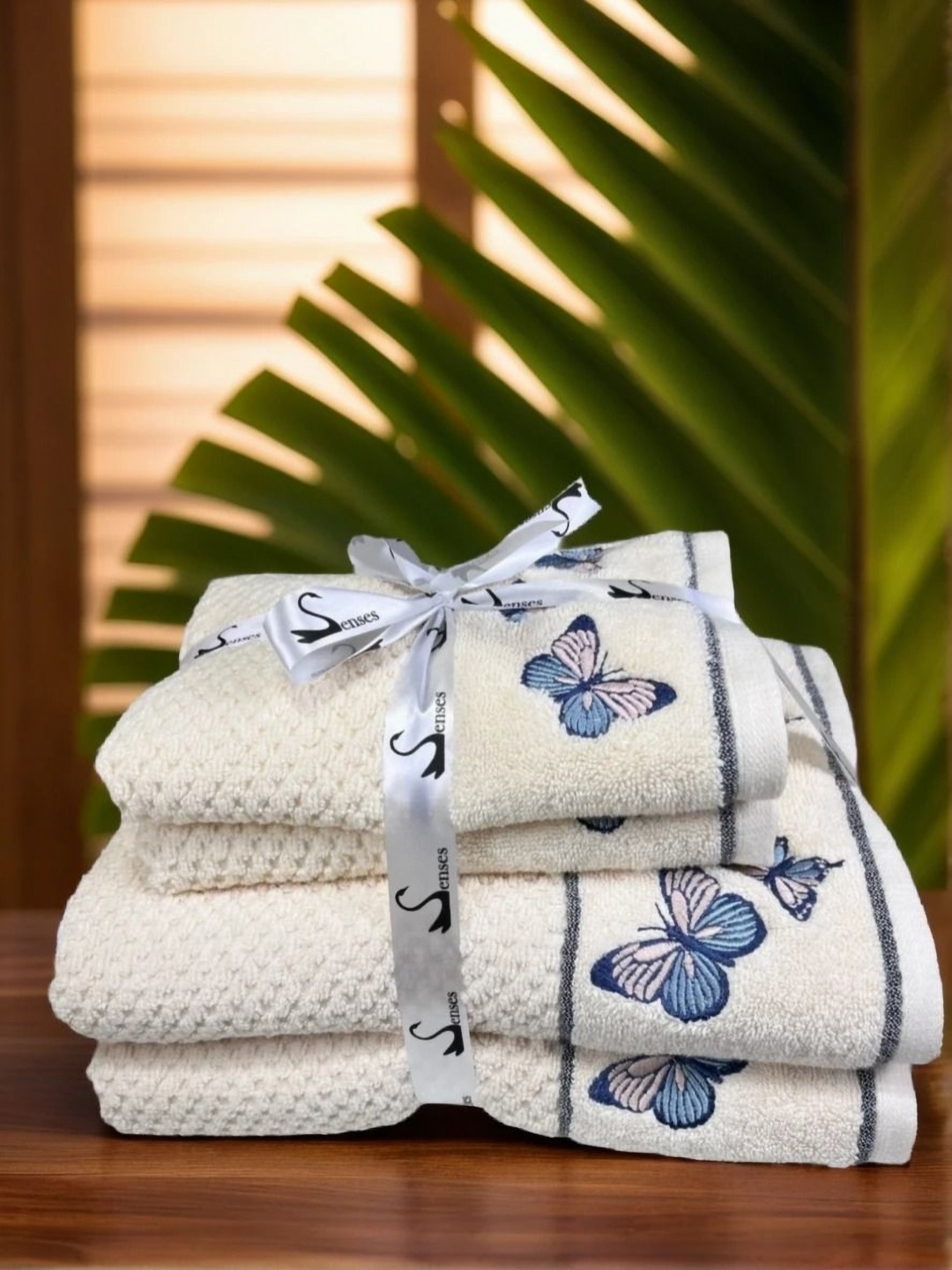 

SENSES Cream-Coloured & Blue 4 Pieces Printed Pure Cotton 550 GSM Towel Set