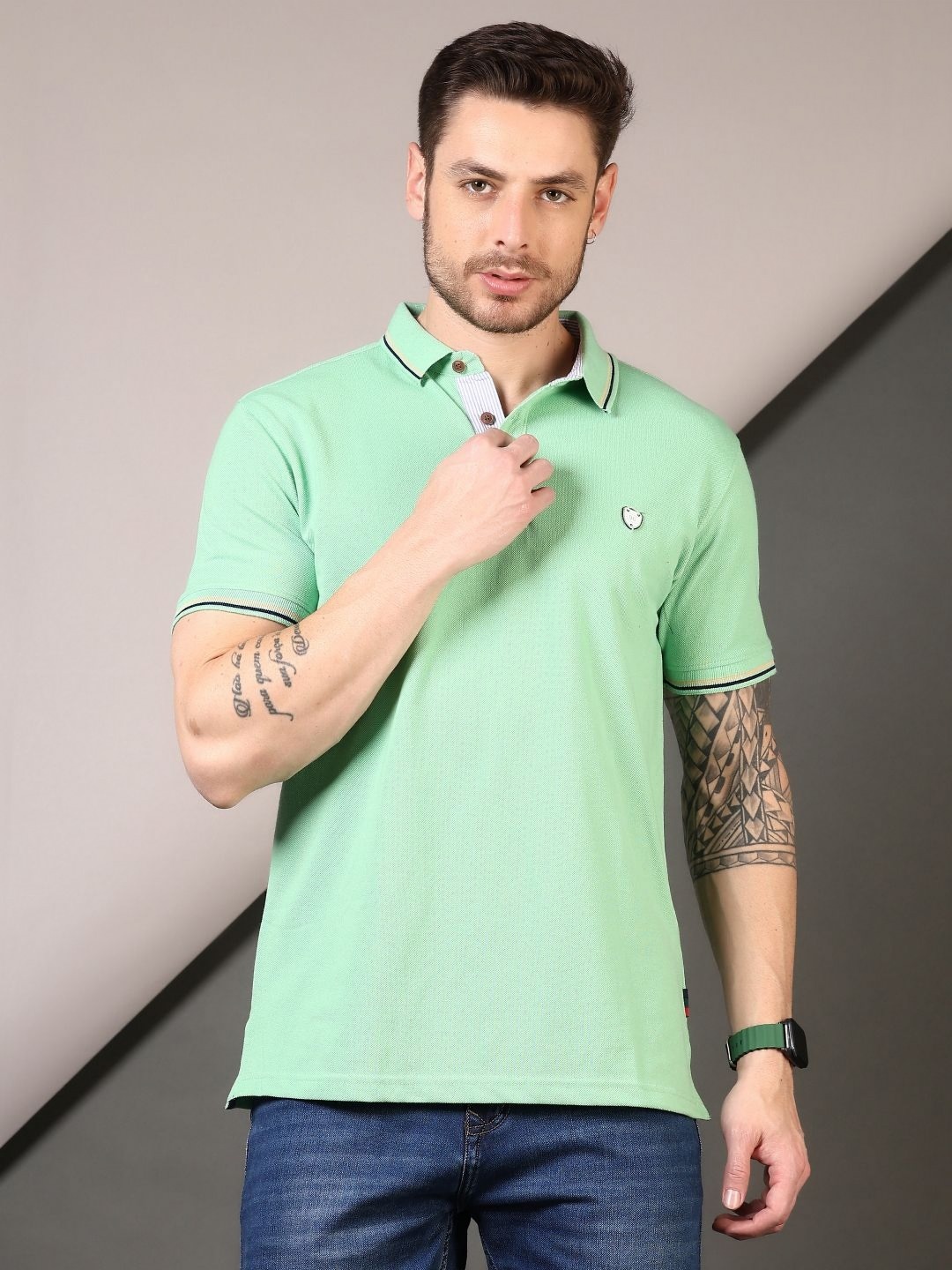 

V-Mart Men Solid Polo Collar Cotton T-shirt, Green