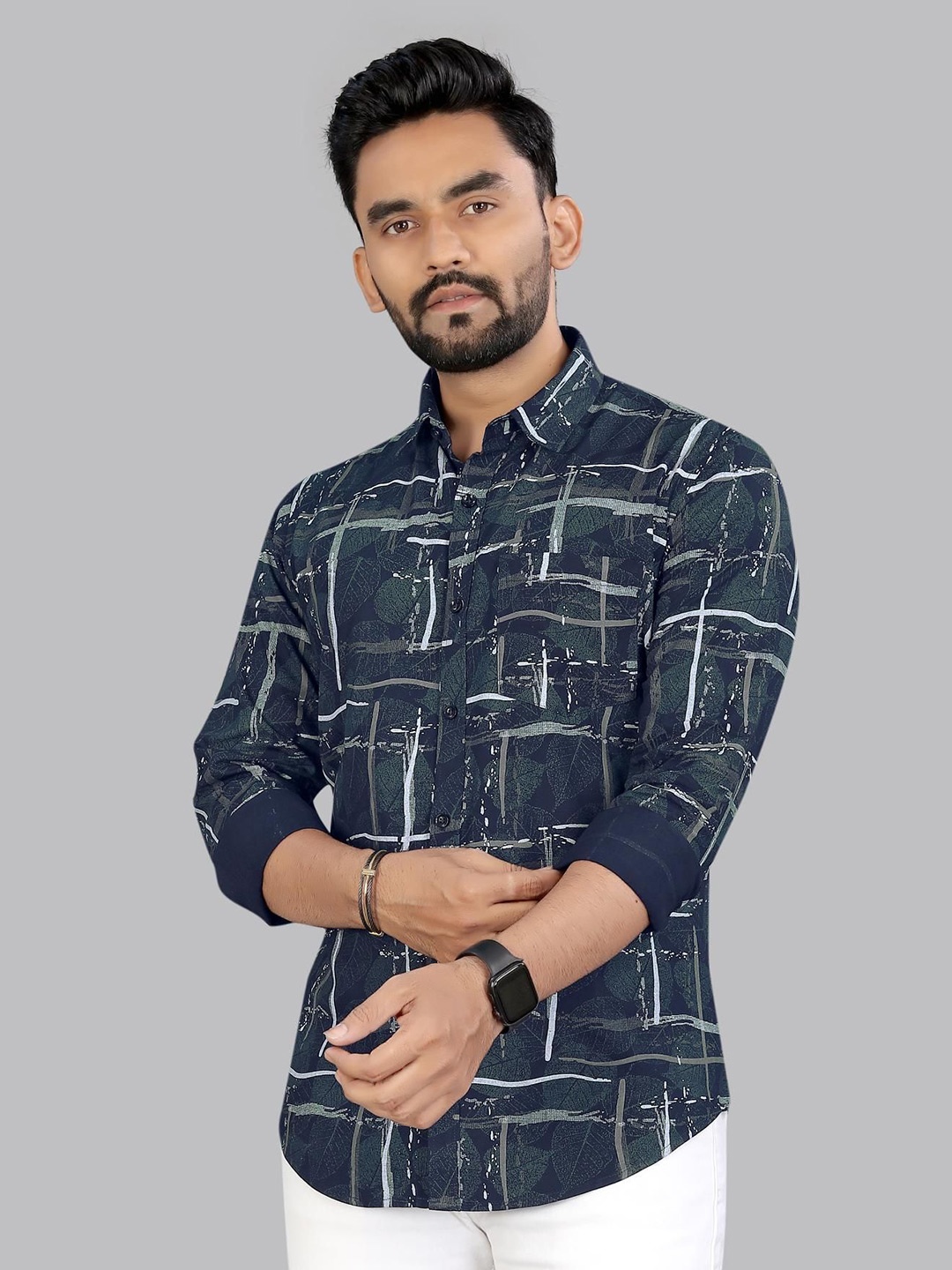 

Metronaut Men Classic Opaque Printed Casual Shirt, Navy blue