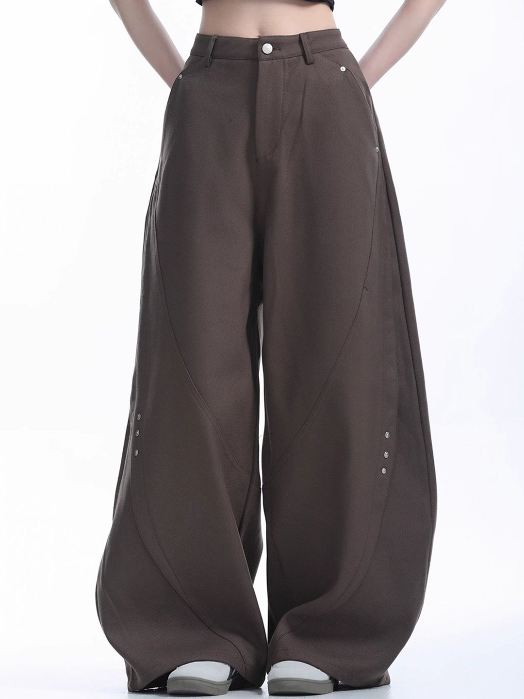 

DressBerry Women Regular Fit Chinos Trousers, Brown