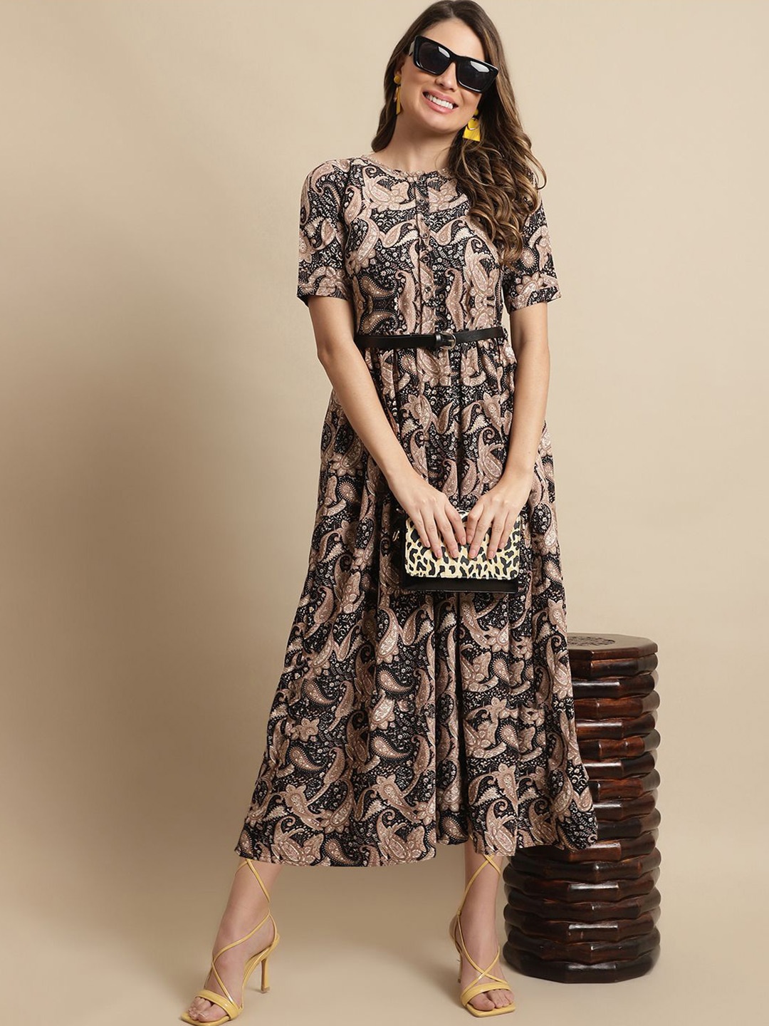 

Tromko Women Floral Printed Fit & Flare Dress, Black