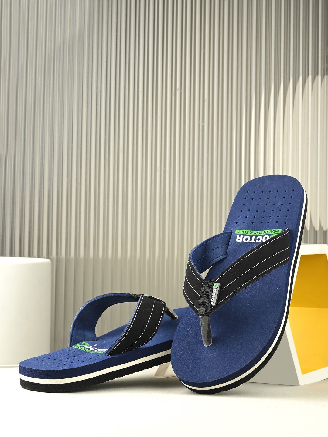 

DOCTOR HEALTH SUPER SOFT Men Thong Flip-Flops, Navy blue