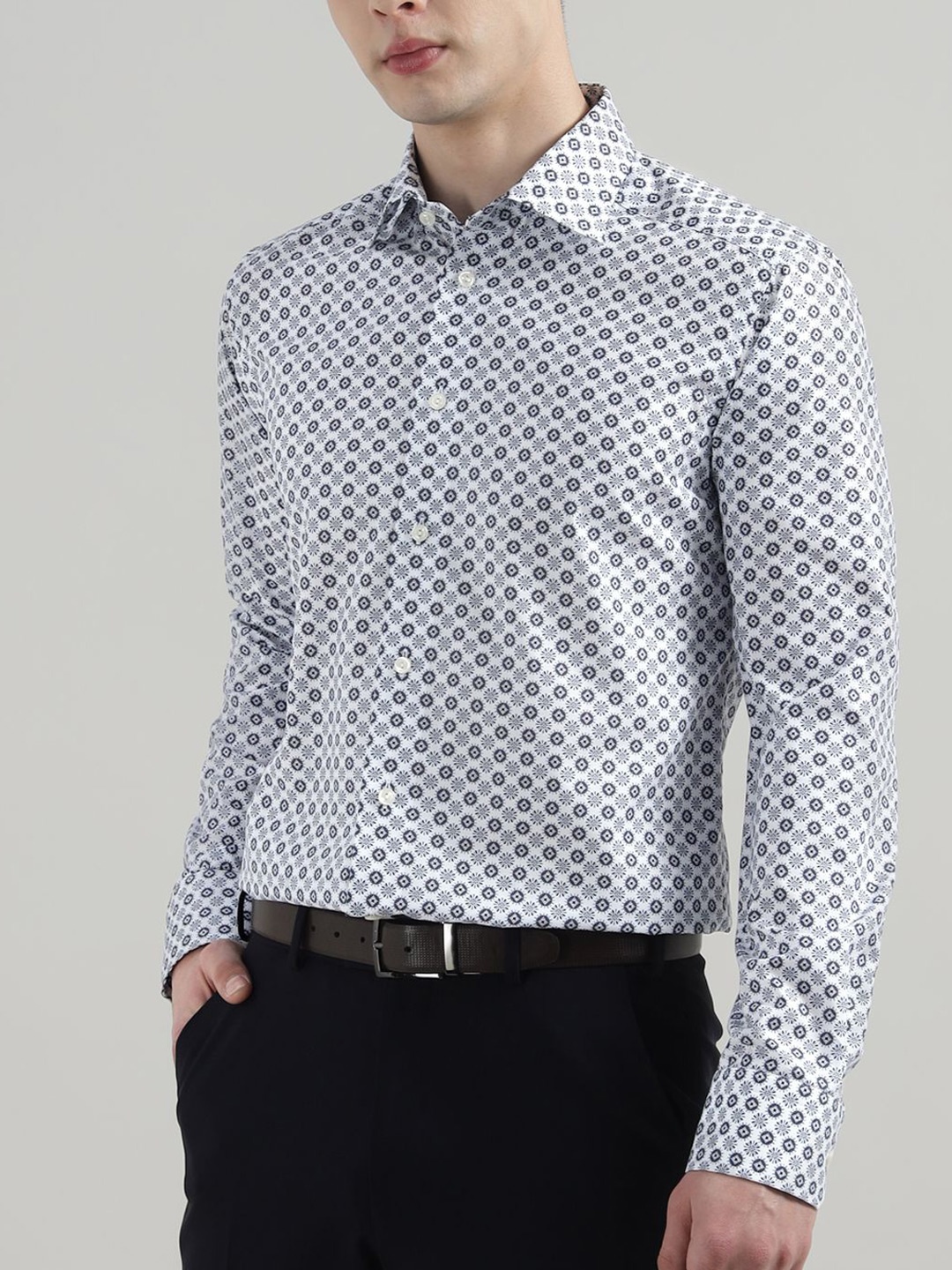 

Eton Men Slim Fit Spread Collar Floral Printed Cotton Formal Shirt, White