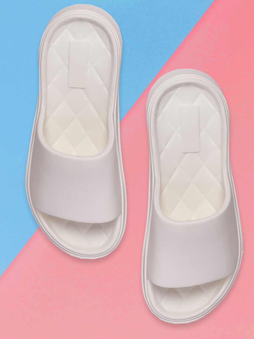 

The Roadster Lifestyle Co Women Round Toe Sliders, White