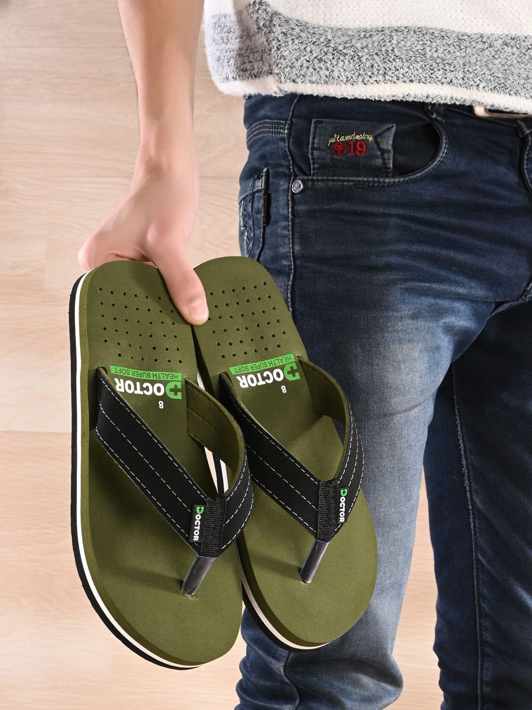 

DOCTOR HEALTH SUPER SOFT Men Thong Flip-Flops, Green