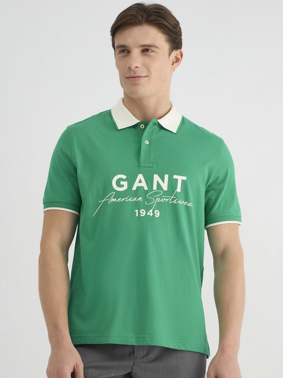 

GANT Men Typography Printed Polo Collar Monochrome Pure Cotton Applique T-shirt, Green