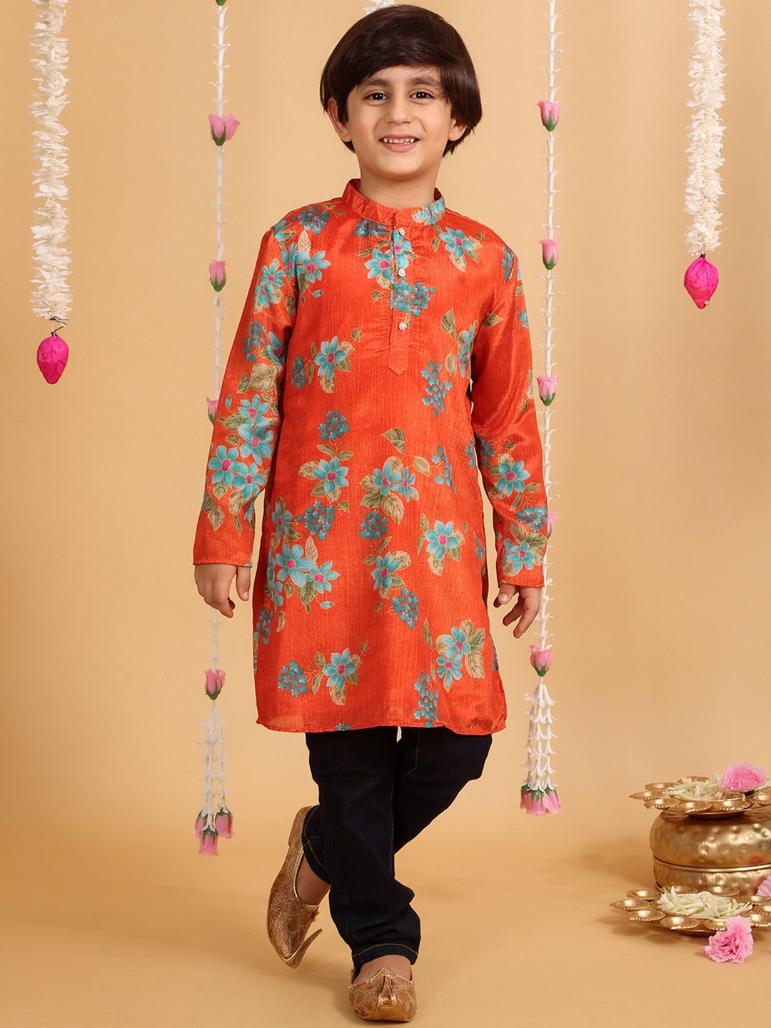 

MASTARANG Boy Printed Mandarin Neck Kurta, Orange