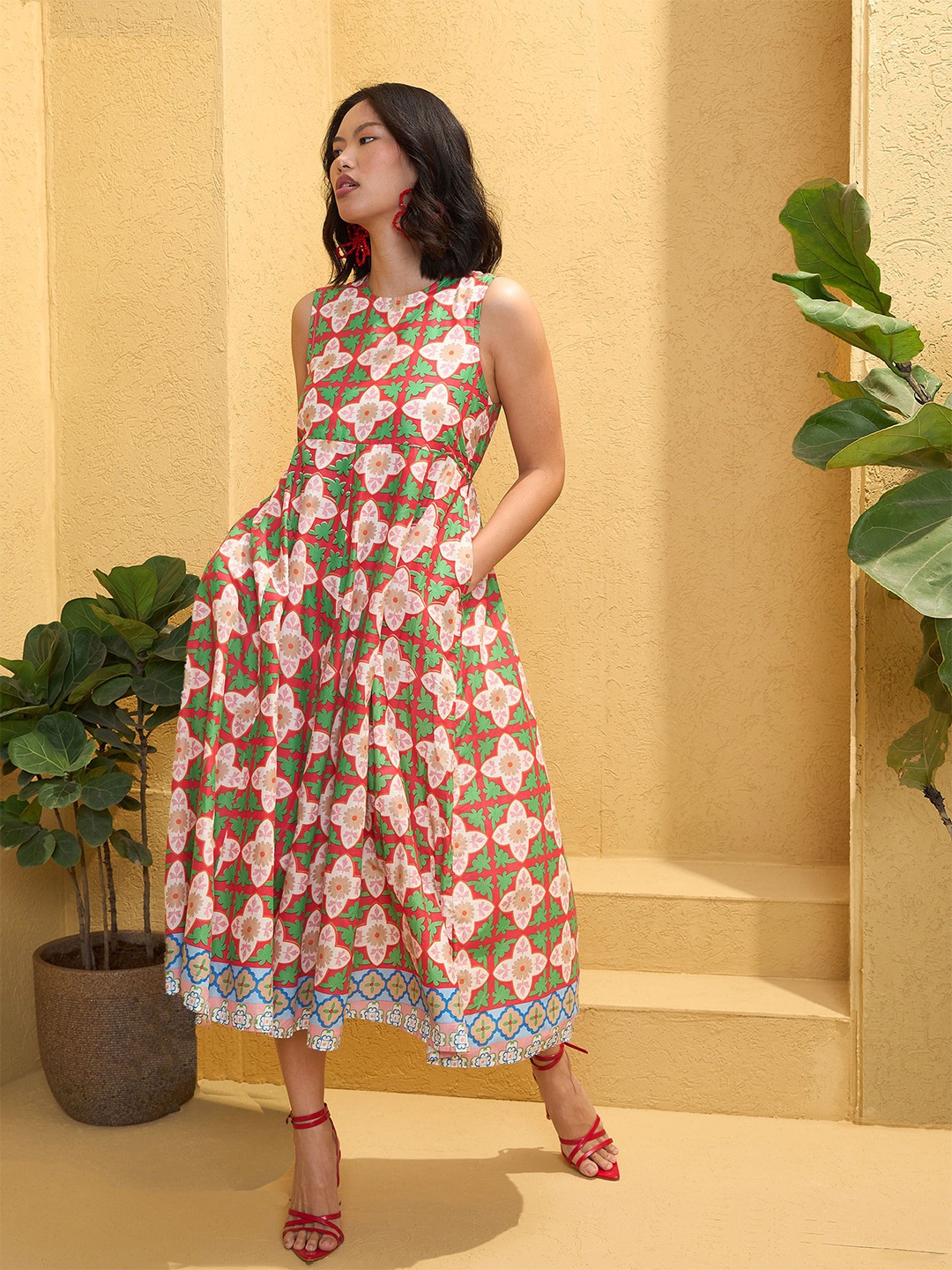 

Pink Paprika by SASSAFRAS Women Floral Printed Sleeveless Fit & Flare Midi Dress, Red