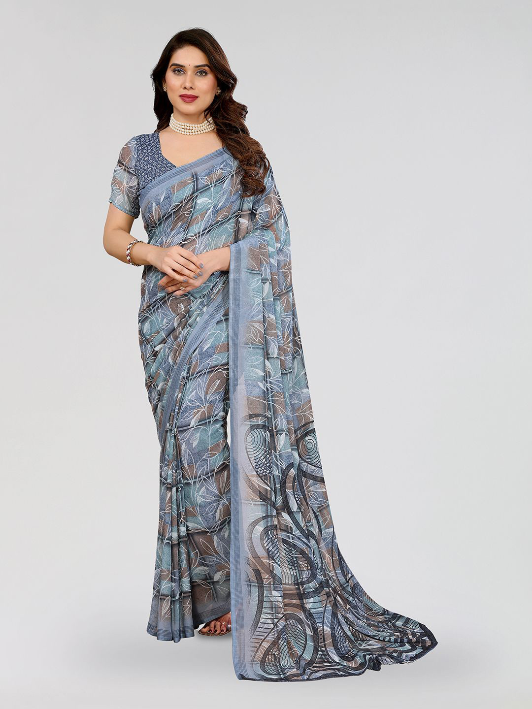 

Moda Rapido Floral Printed Saree, Grey