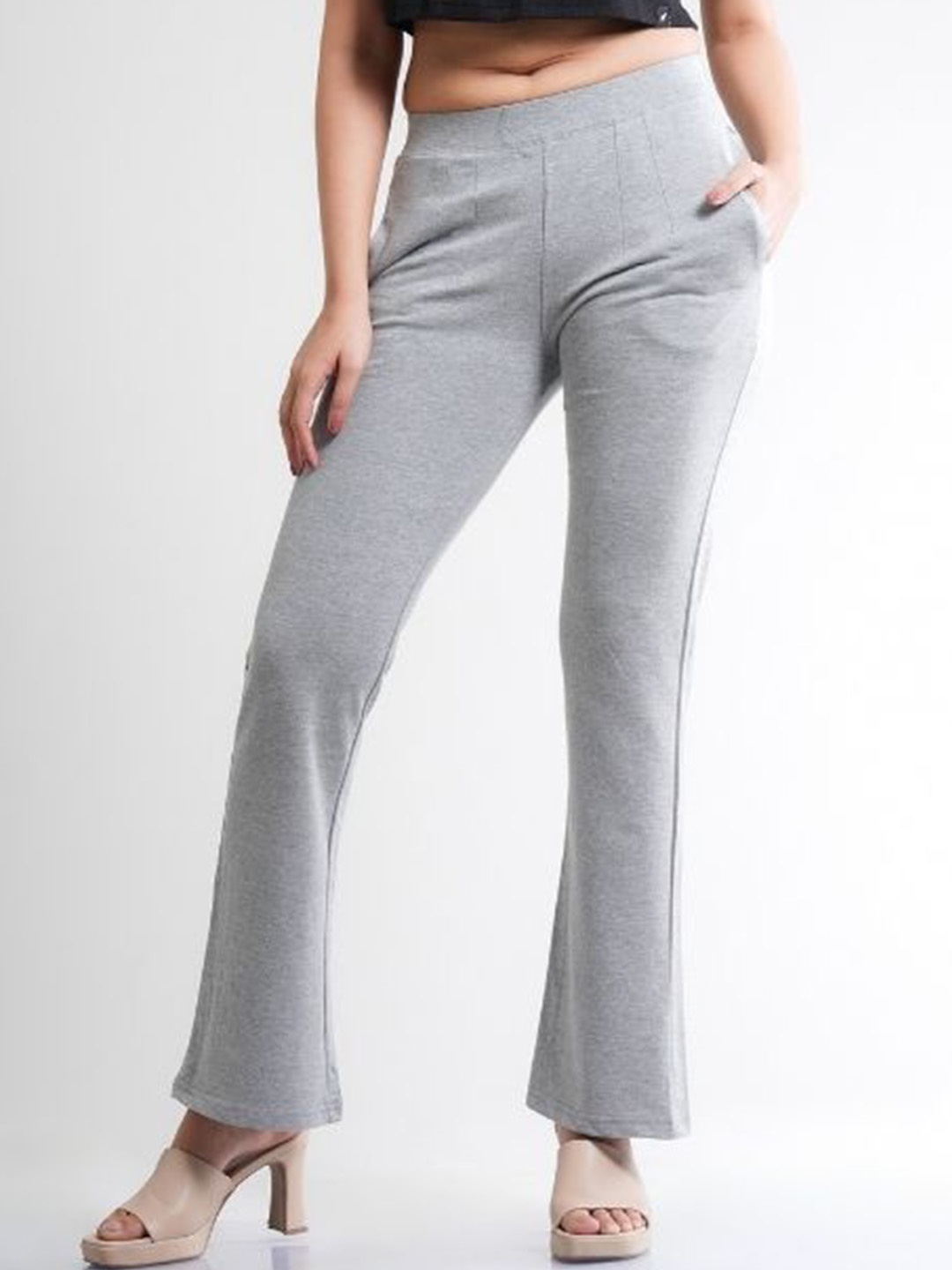 

FLURR Women Relaxed Regular Fit Mid-Rise Cotton Easy Wash Bootcut Trouser, Grey melange