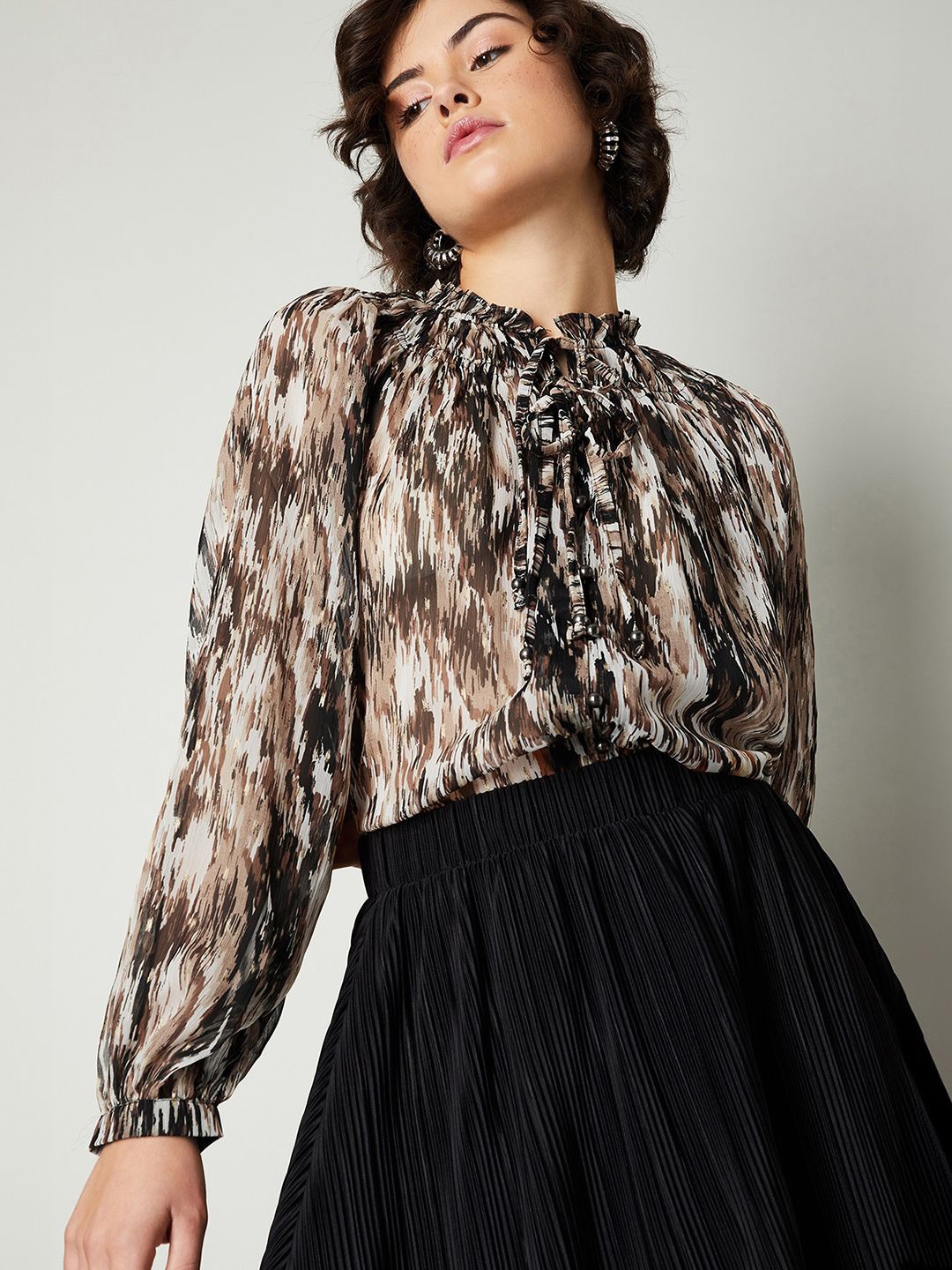 

max Women Abstract Printed Mandarin Collar Top, Brown
