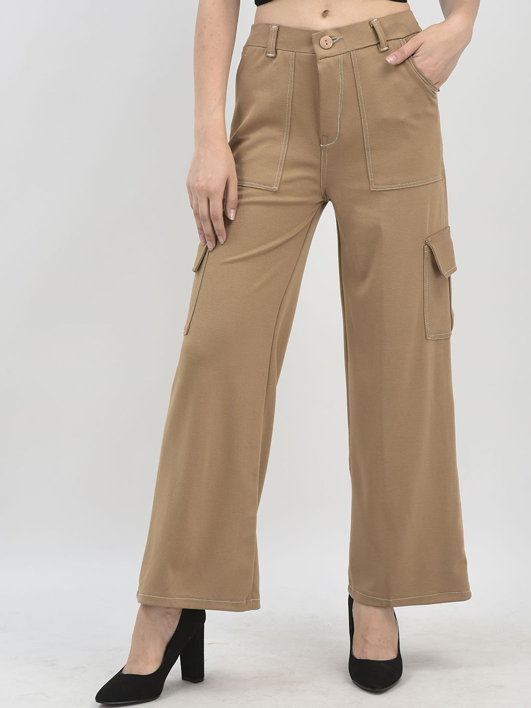 

FNOCKS Women Ultra Straight Fit Cargos Trousers, Beige