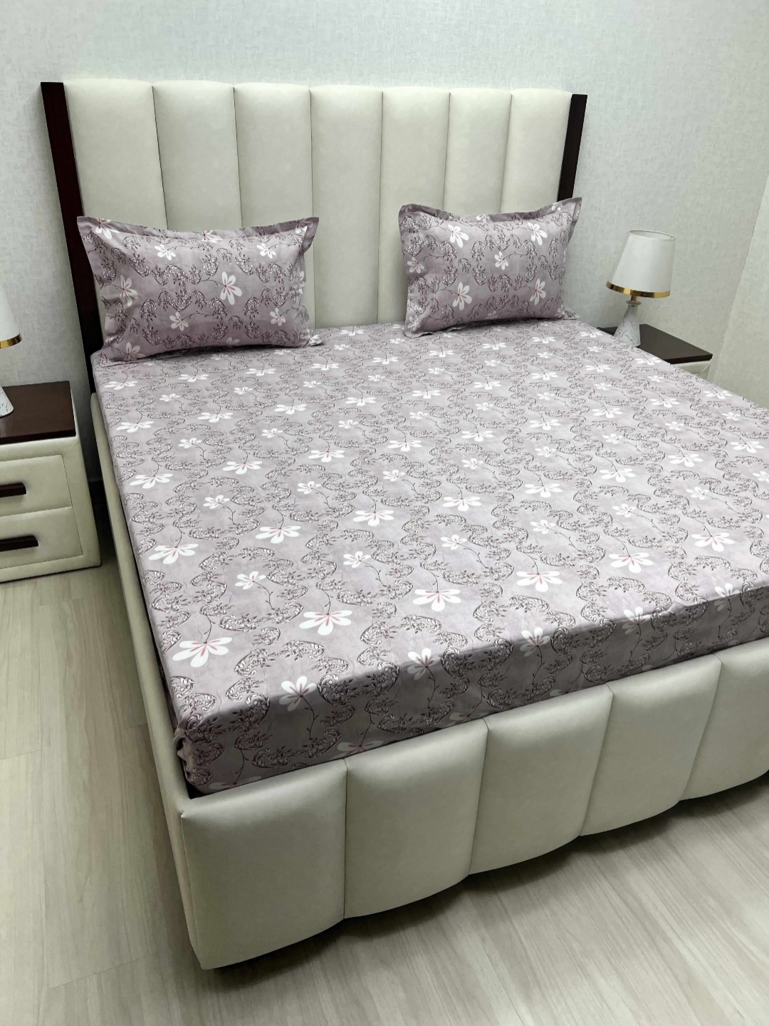 

Pure Decor Purple & White Floral Printed Cotton 200 TC Queen Bedsheet with 2 Pillow Covers