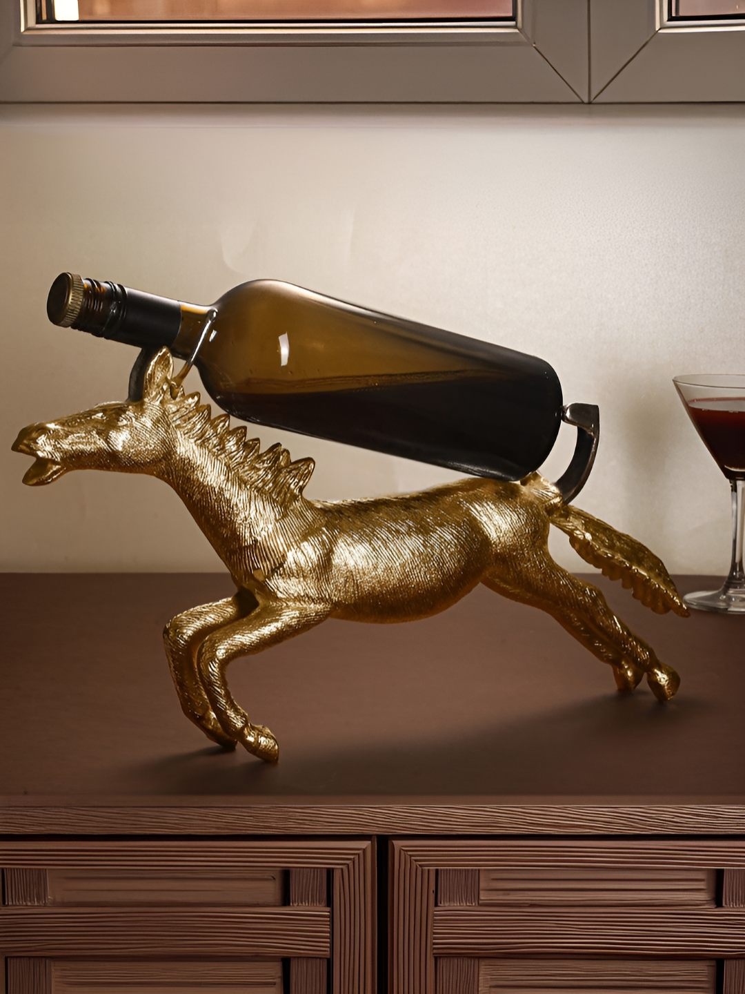 

Troveas GallopGrip Gold-tone Easy To Clean Bottle Holder