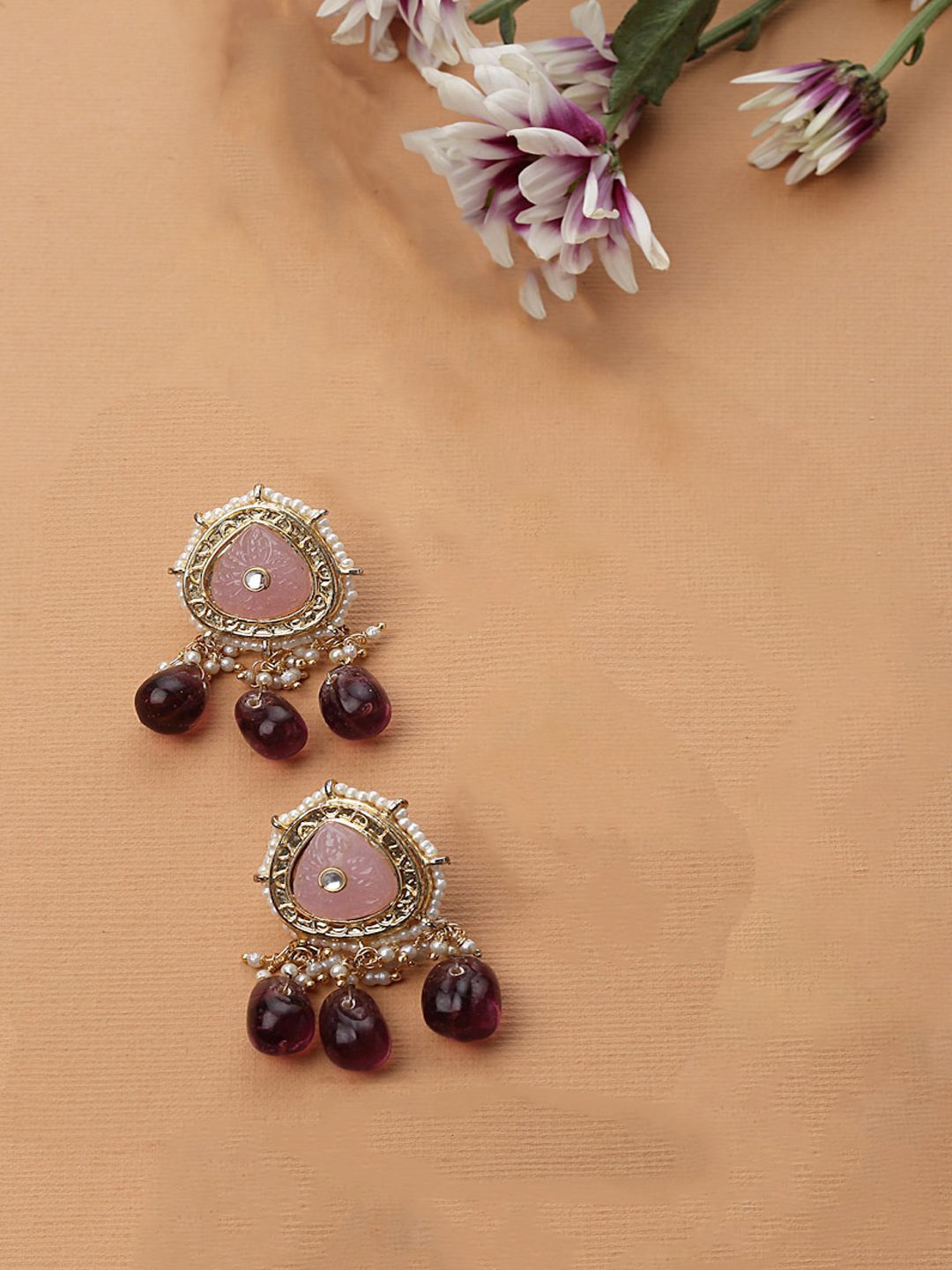 

DUGRISTYLE Coral Gold-Plated Kundan Studded & Beaded Contemporary Shaped Drop Earrings