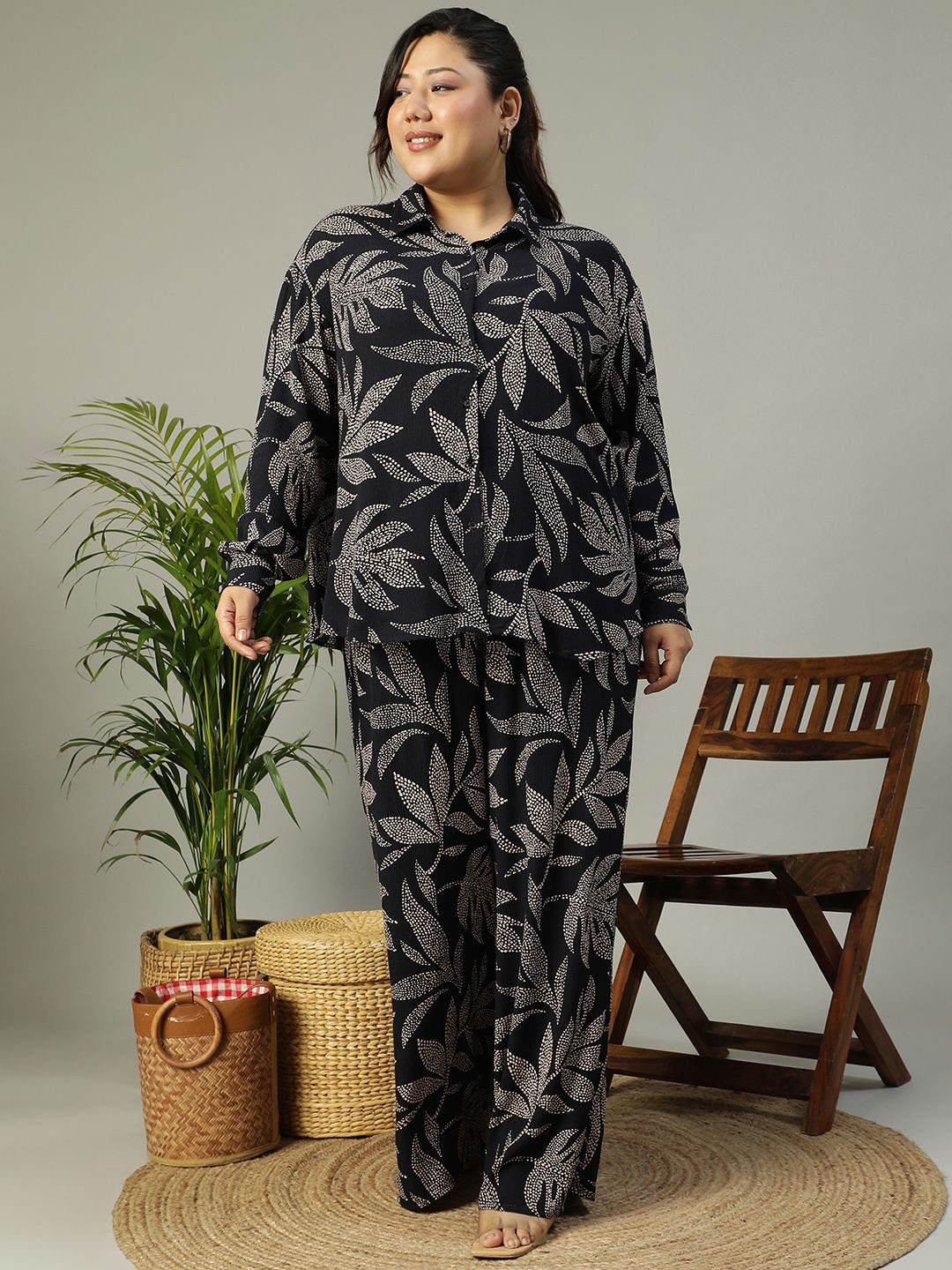 

Oxolloxo Plus Size Floral Printed Shirt Collar Shirt With Trousers, Black