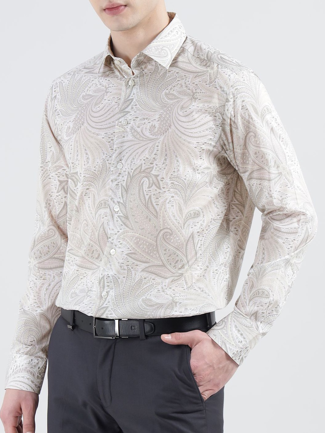

ETRO Men Spread Collar Ethnic Motifs Printed Cotton Casual Shirt, White